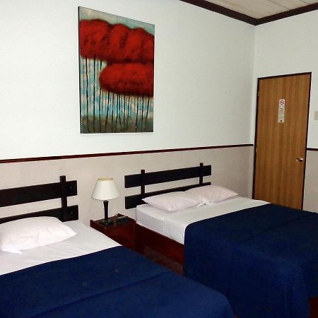 Hotel Santamaria Airport North / Alajuela Downtown Экстерьер фото
