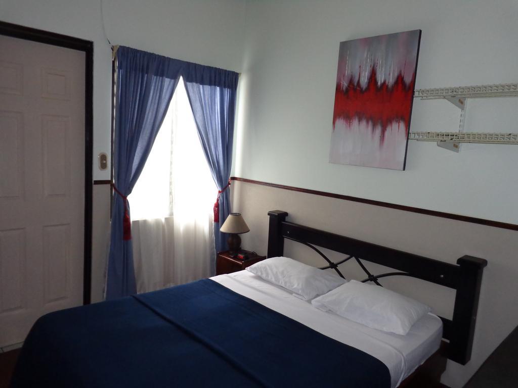 Hotel Santamaria Airport North / Alajuela Downtown Экстерьер фото